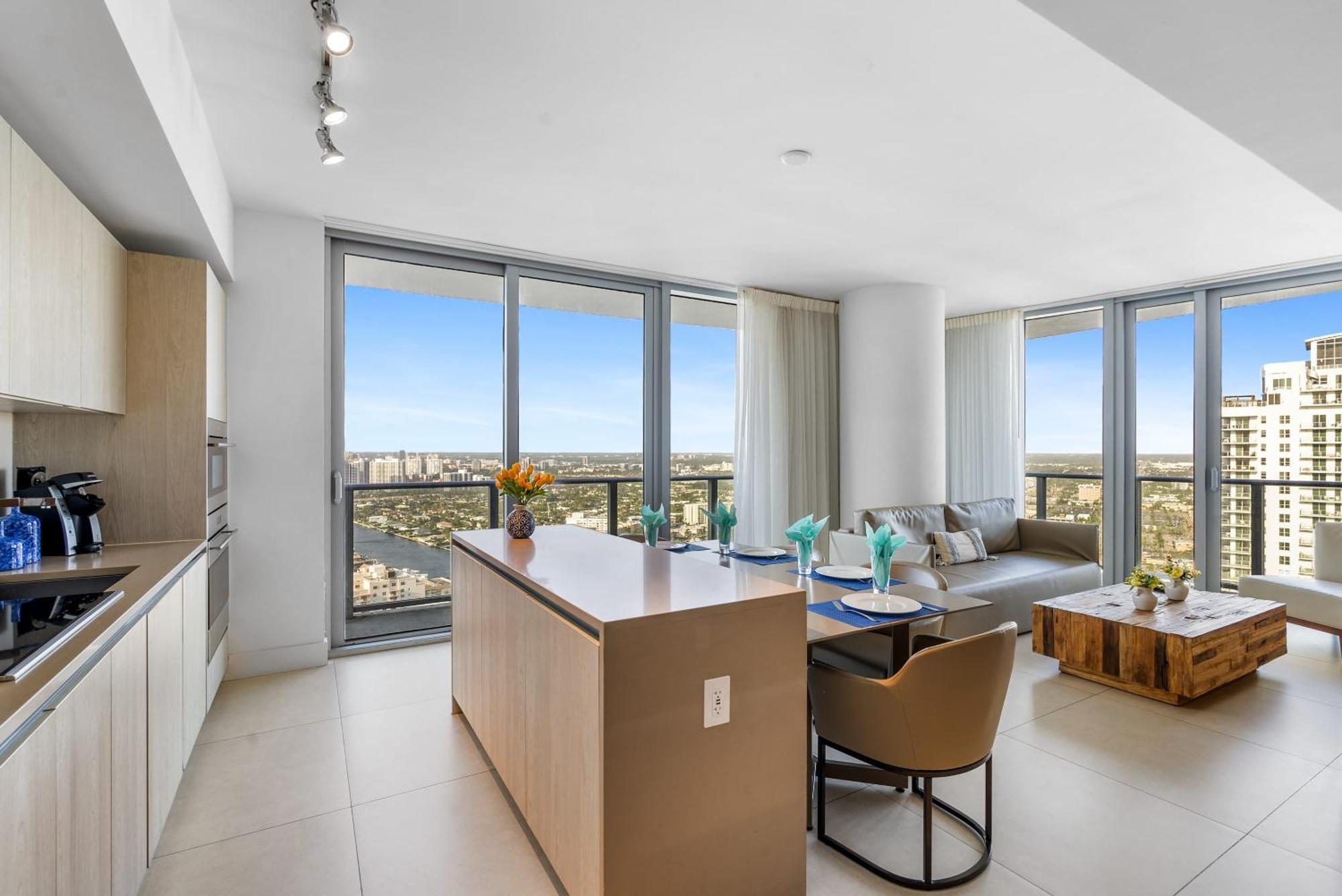 High Floor Corner 2 Bdr At Lyfe Resort هوليوود المظهر الخارجي الصورة